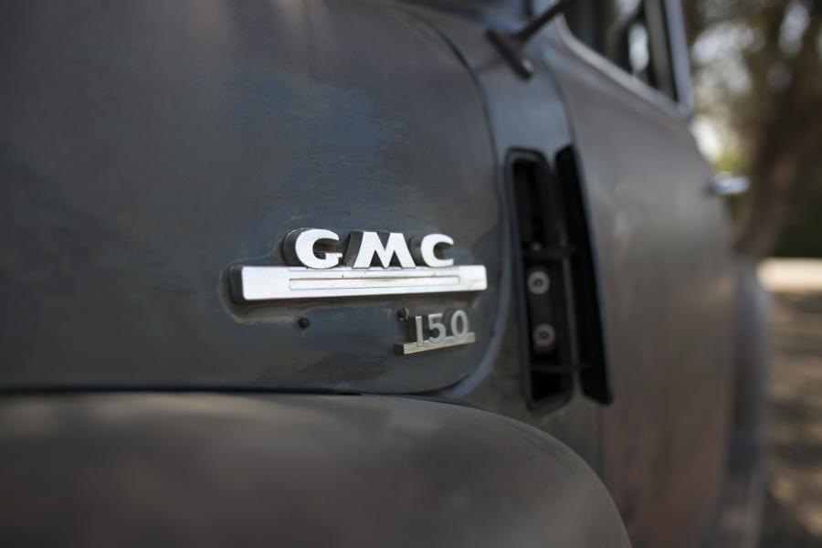 Логотип GMC Long Bed Derelict by ICON (FC152) 2018 года  (фото 2 из 30)